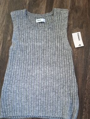 Sonoma Gray Ribbed Knit Sleeveless Vest